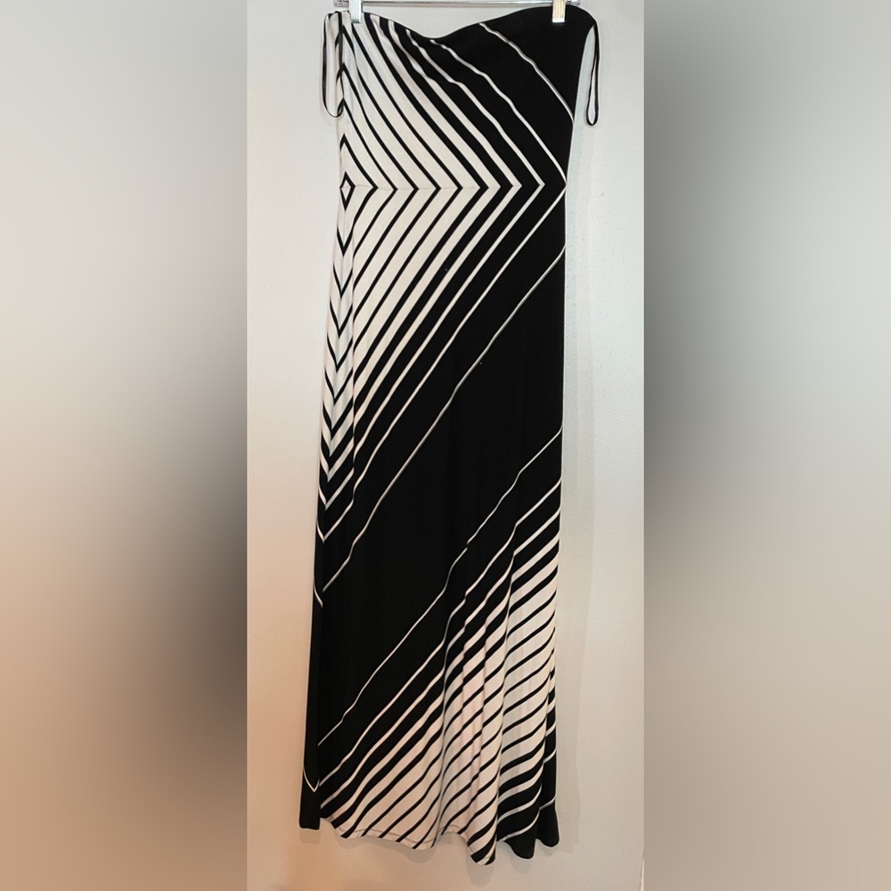 Pretty, smart, comfy maxi dress